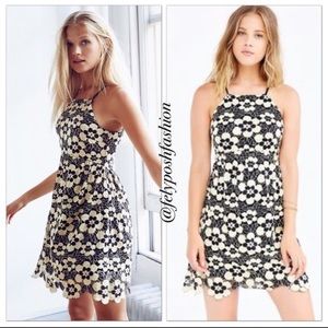 NWT Cooperative Daisy Motif Dress